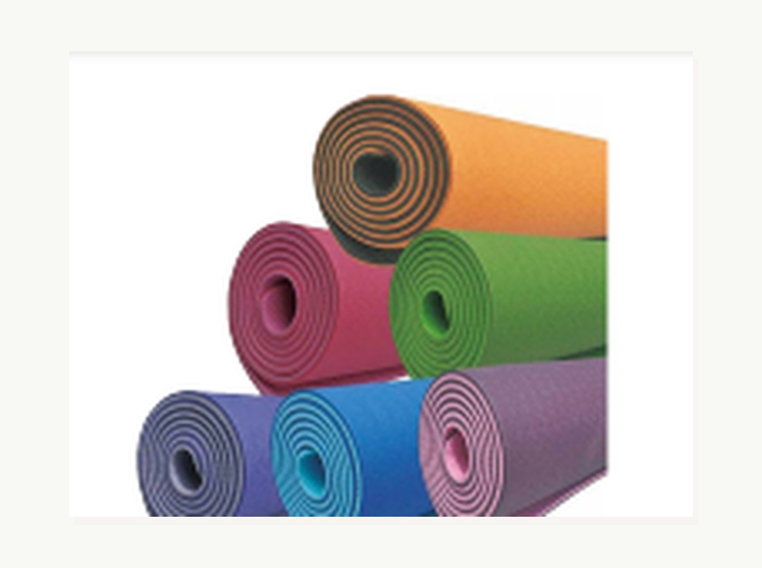 TPE yoga mat for gym accessory programs