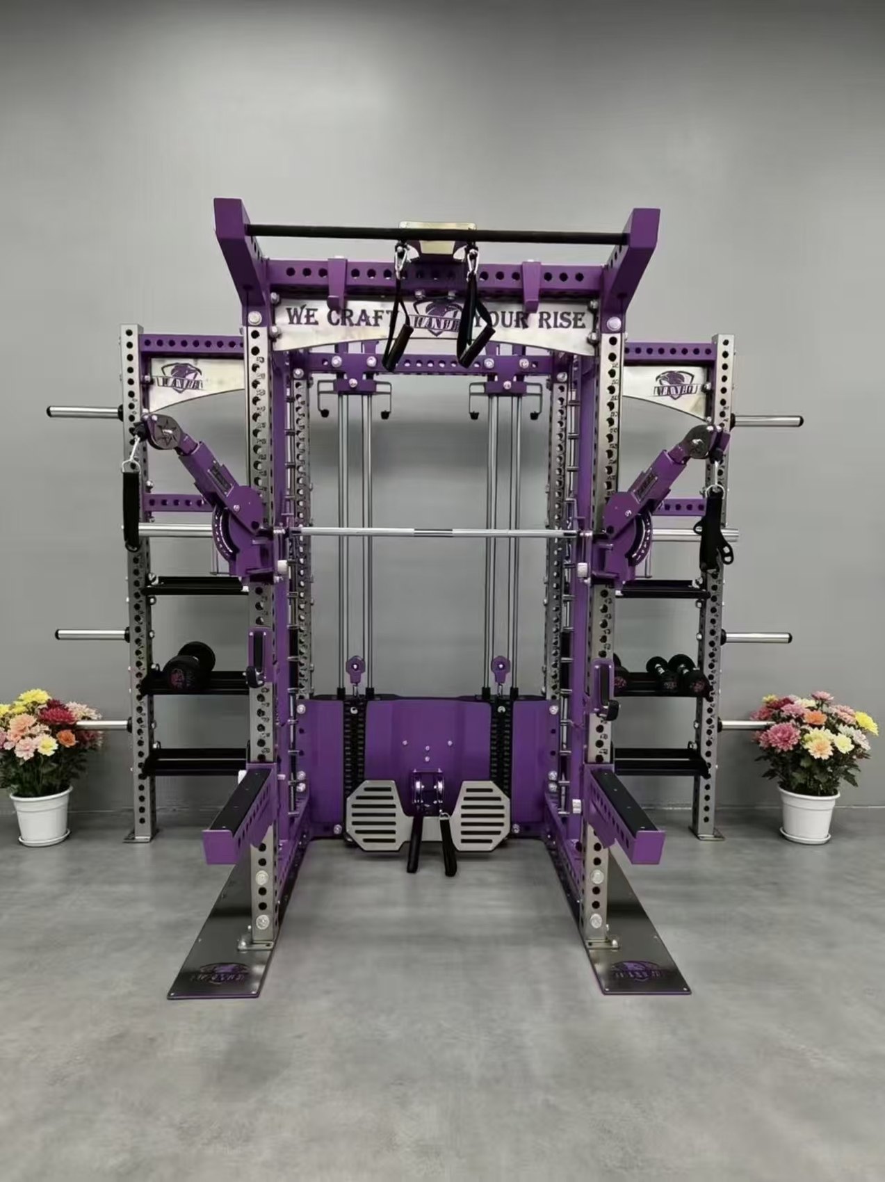 Functional Trainer mit Aufbewahrung für professionelle Fitnessstudio-Ausstattung