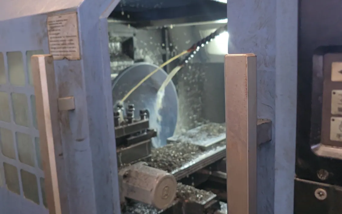 CNC-Bearbeitung von Metallbauteilen für Fitnessgeräte – Wie wird das Gewicht von Kurzhanteln in der Fabrik geprüft?
